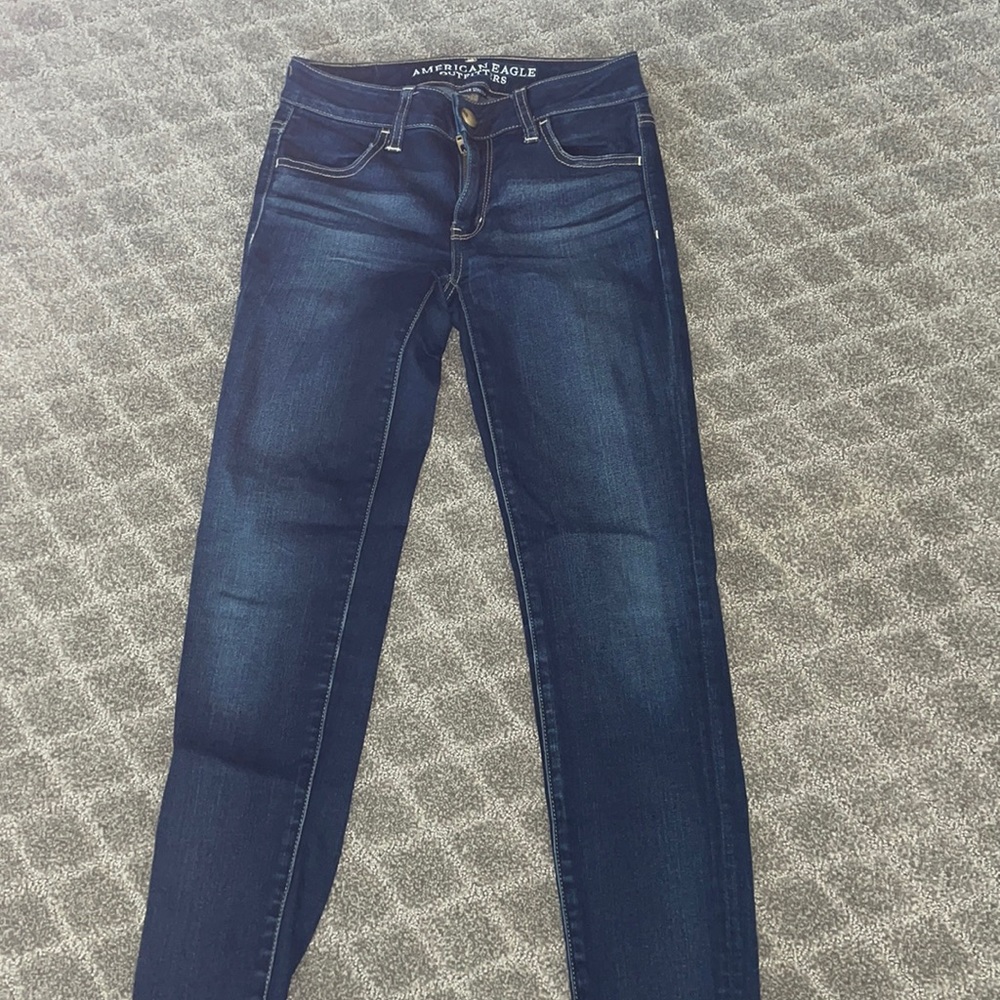 American Eagle Dark wash blue jeans